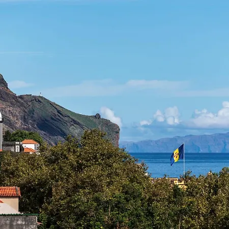 Savoy Insular Iv By An Island Apart Apartment